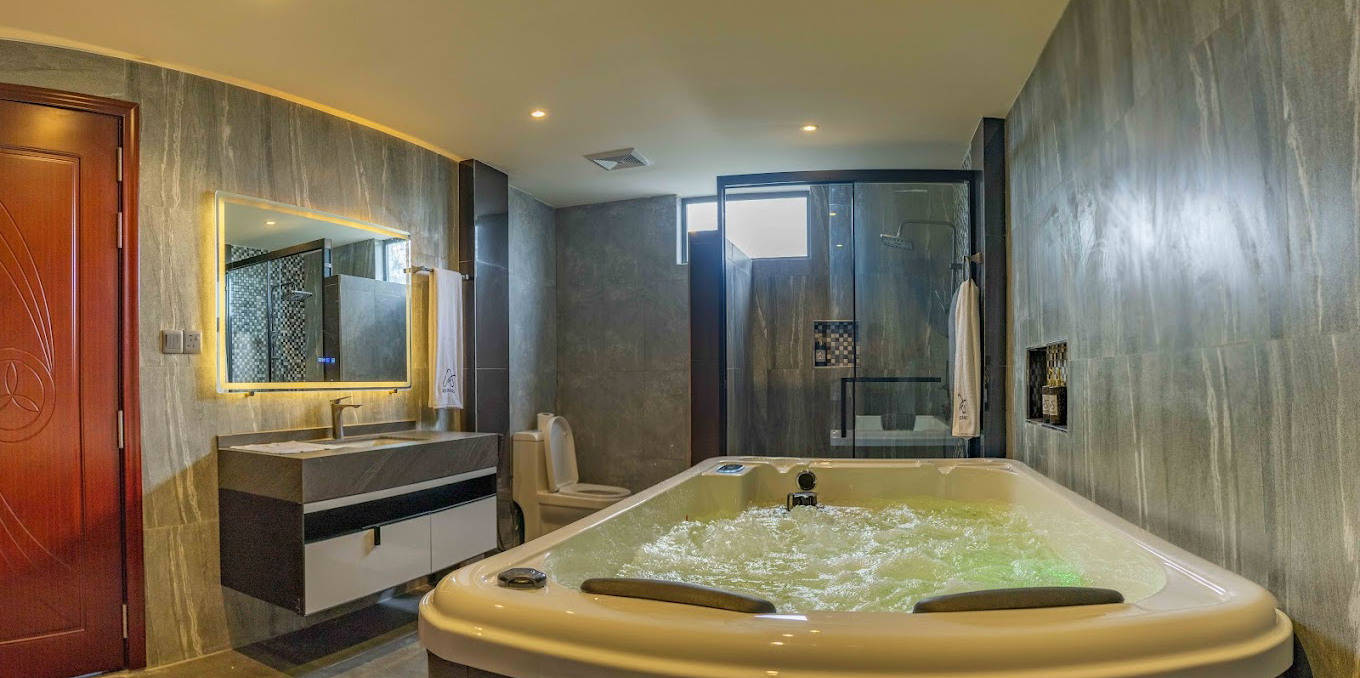 AIG Grand Hotel